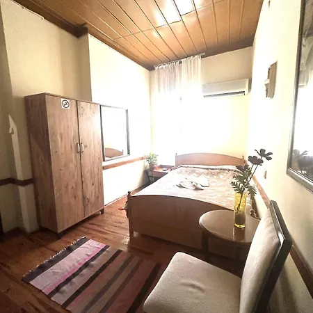 Kont Guest house